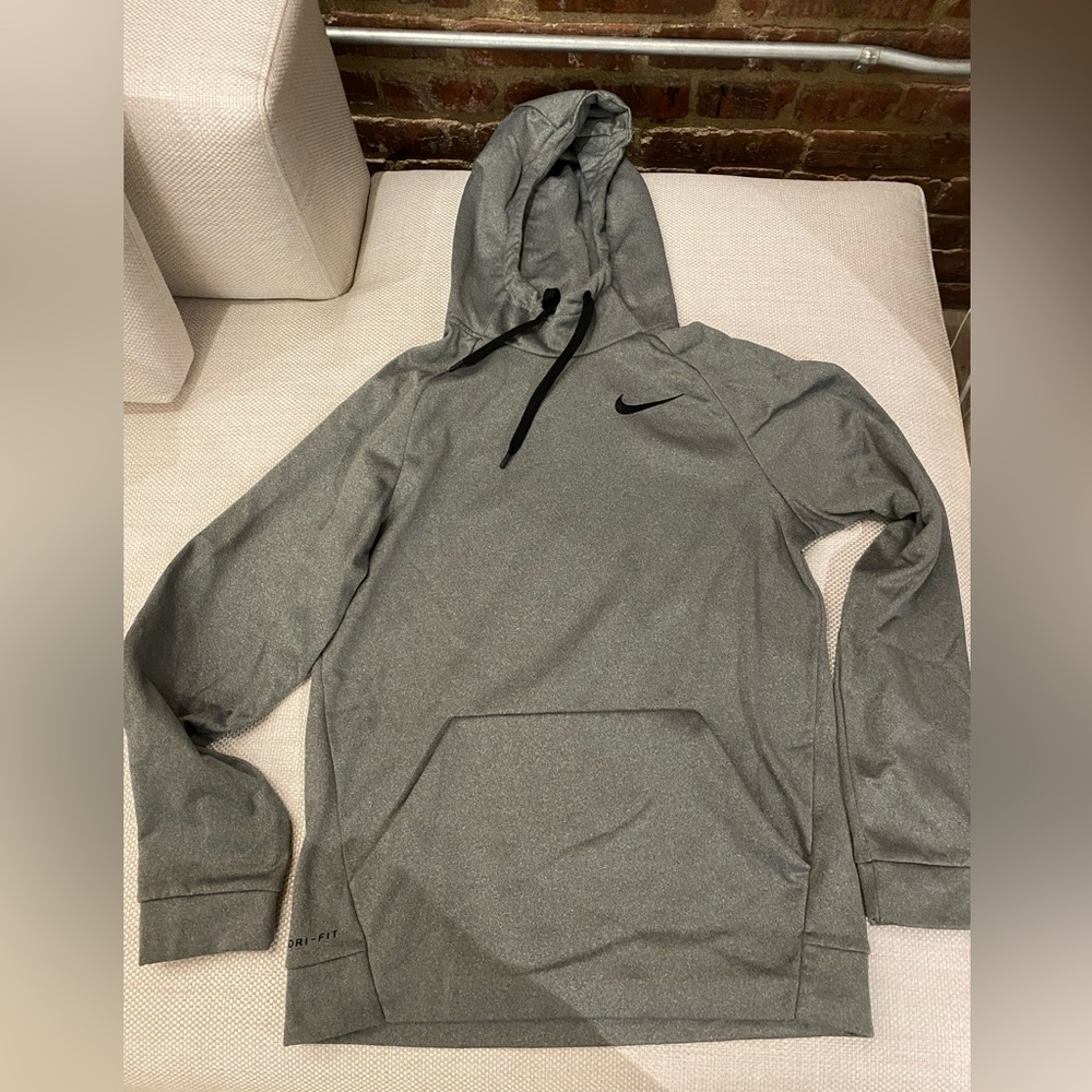 Comfortable and Trendy Nike Hoodie Sweatshirt - Size Small